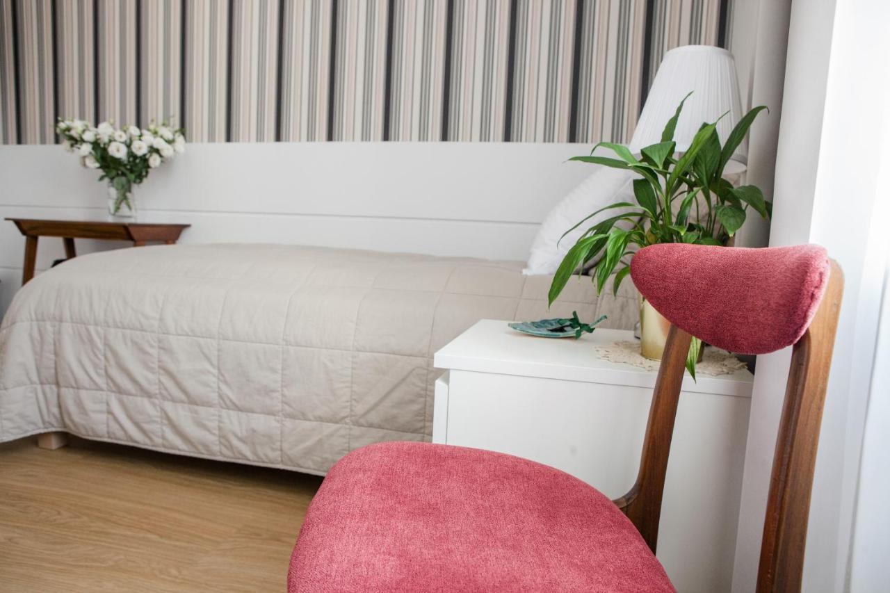 Apple Inn Warsawa Bagian luar foto